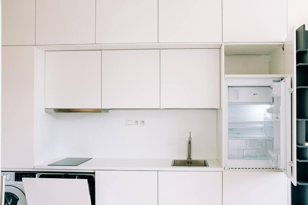New Studio In Quiet Part Of The City Center Братислава Екстер'єр фото